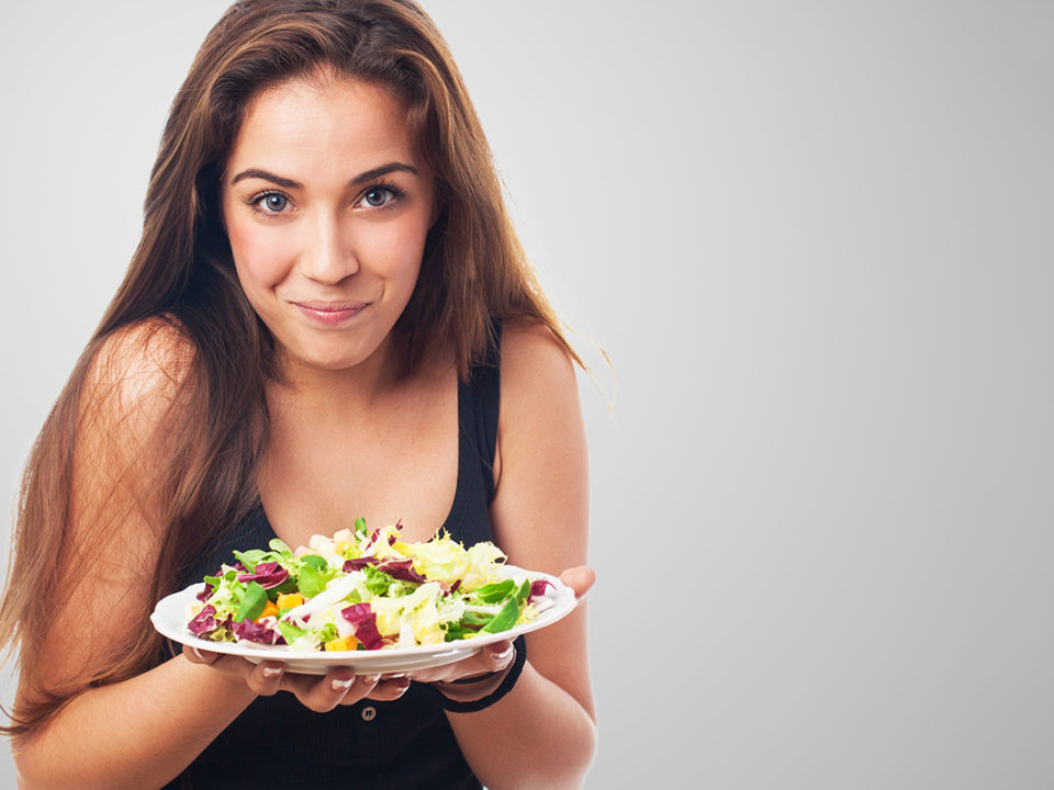 Cuidados com a alimentação antes e depois de uma Cirurgia Plástica O que pode e o que não pode